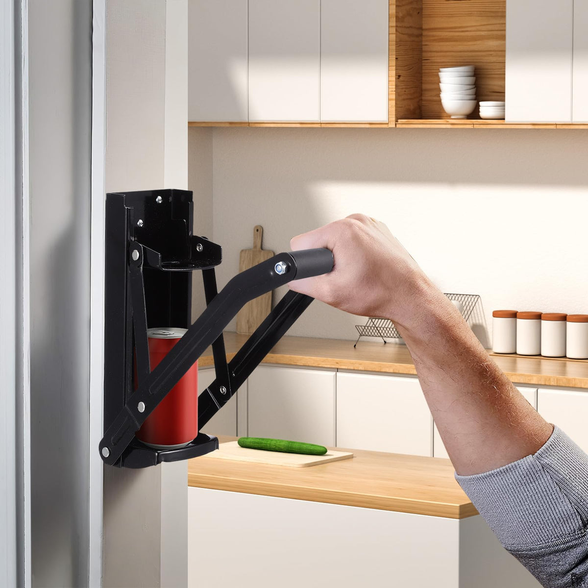 Wall Mounted Can Crusher with Folding Handle V807189