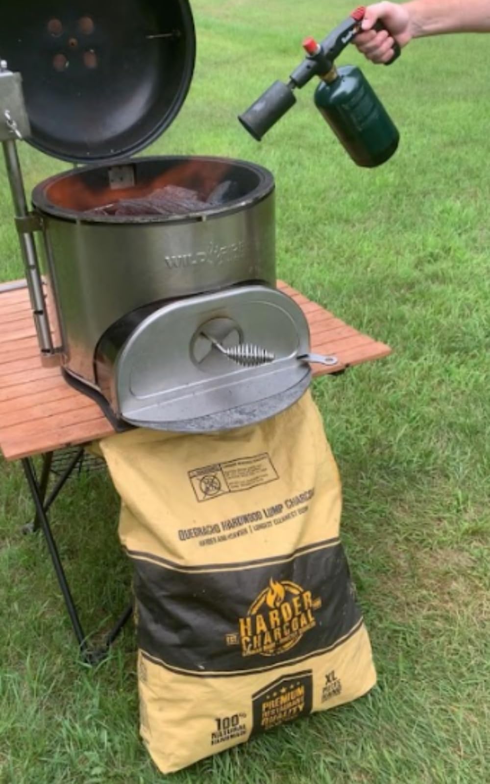 Extra Large Lump Charcoal White Quebracho Wood 33lb T42008