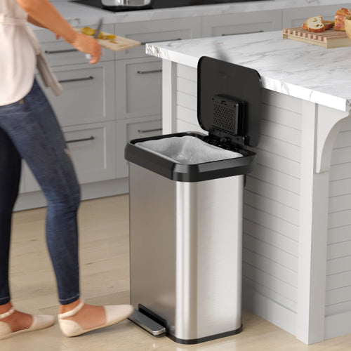 13.2 Gallon Stainless Steel Step Trash Can I398