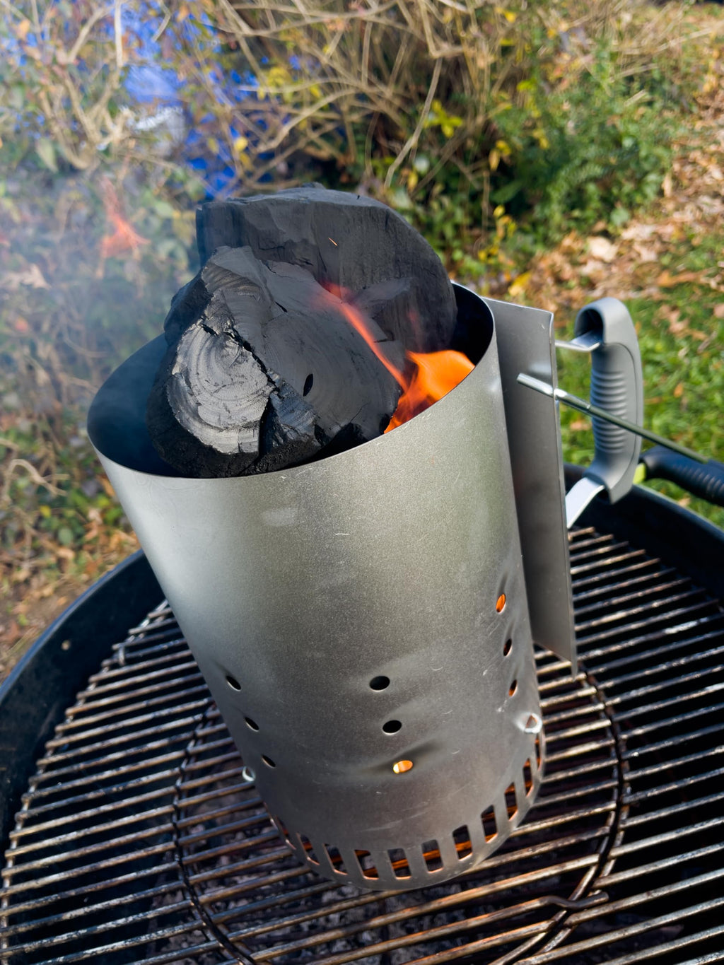 Extra Large Lump Charcoal White Quebracho Wood 33lb T42008
