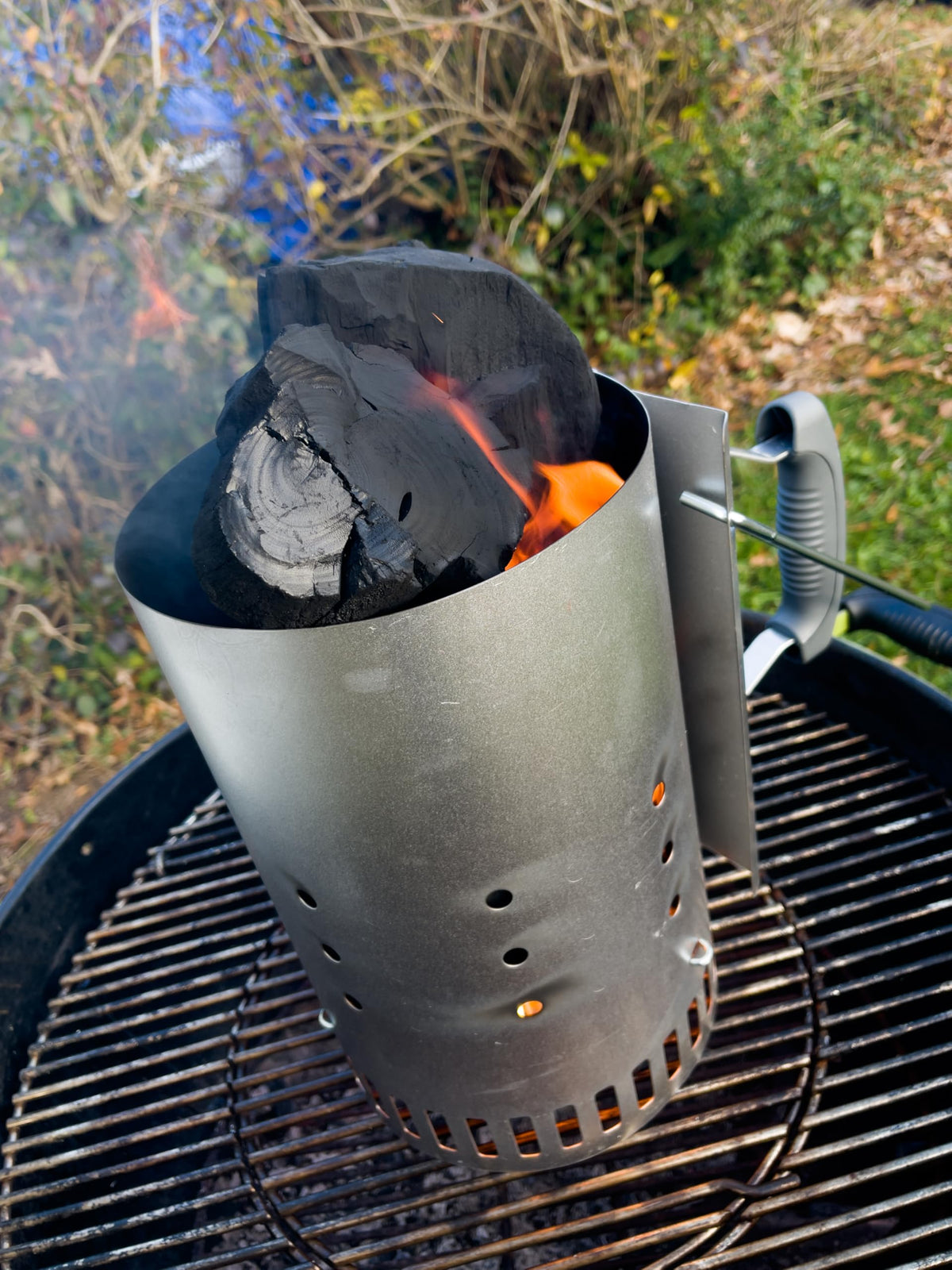Extra Large Lump Charcoal White Quebracho Wood 33lb T42008