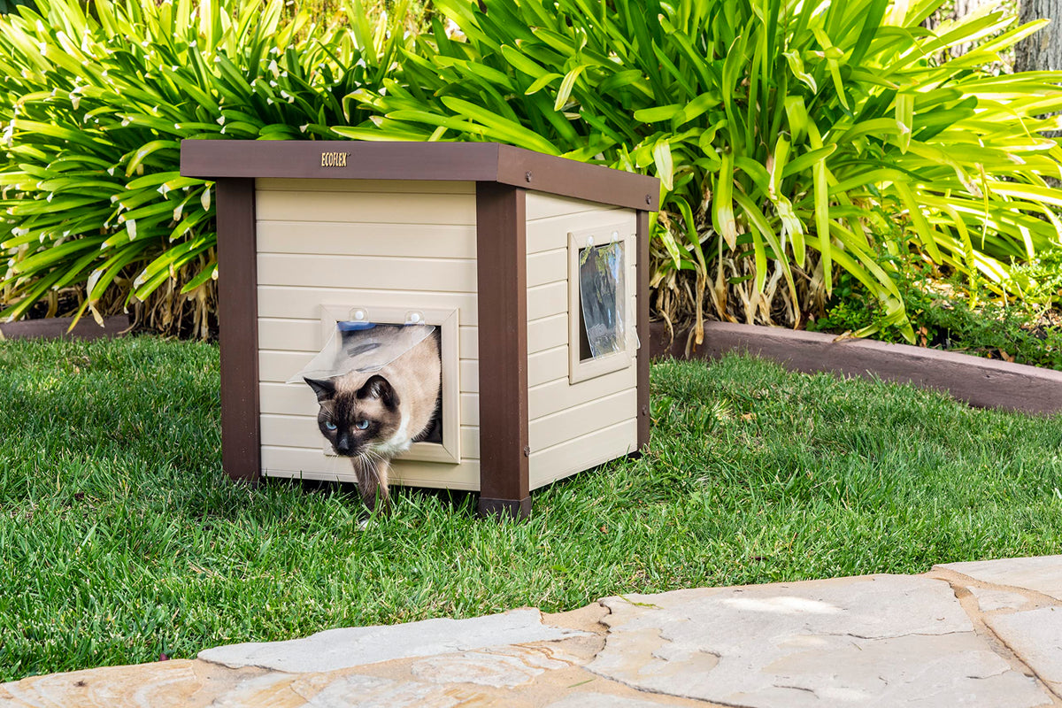Maple Brown Outdoor Cat House T34439